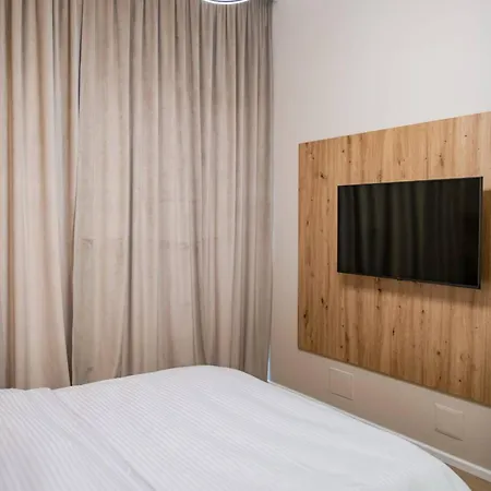 Apartament Paradisio Urban Studio - Private Parking,Ac,Smart