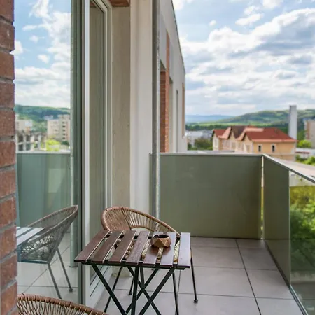 Zen Urban - Private Parking, Ac, Smart Tv *