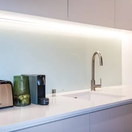 Διαμέρισμα Zen Urban - Private Parking, Ac, Smart Tv