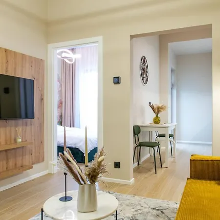 Paradisio Urban Studio - Private Parking,Ac,Smart Lägenhet *